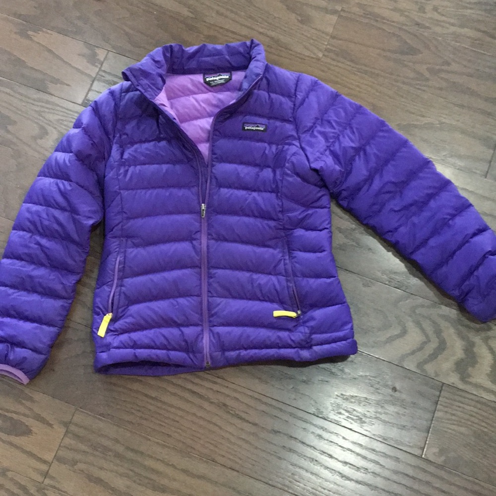Girls Patagonia down coat